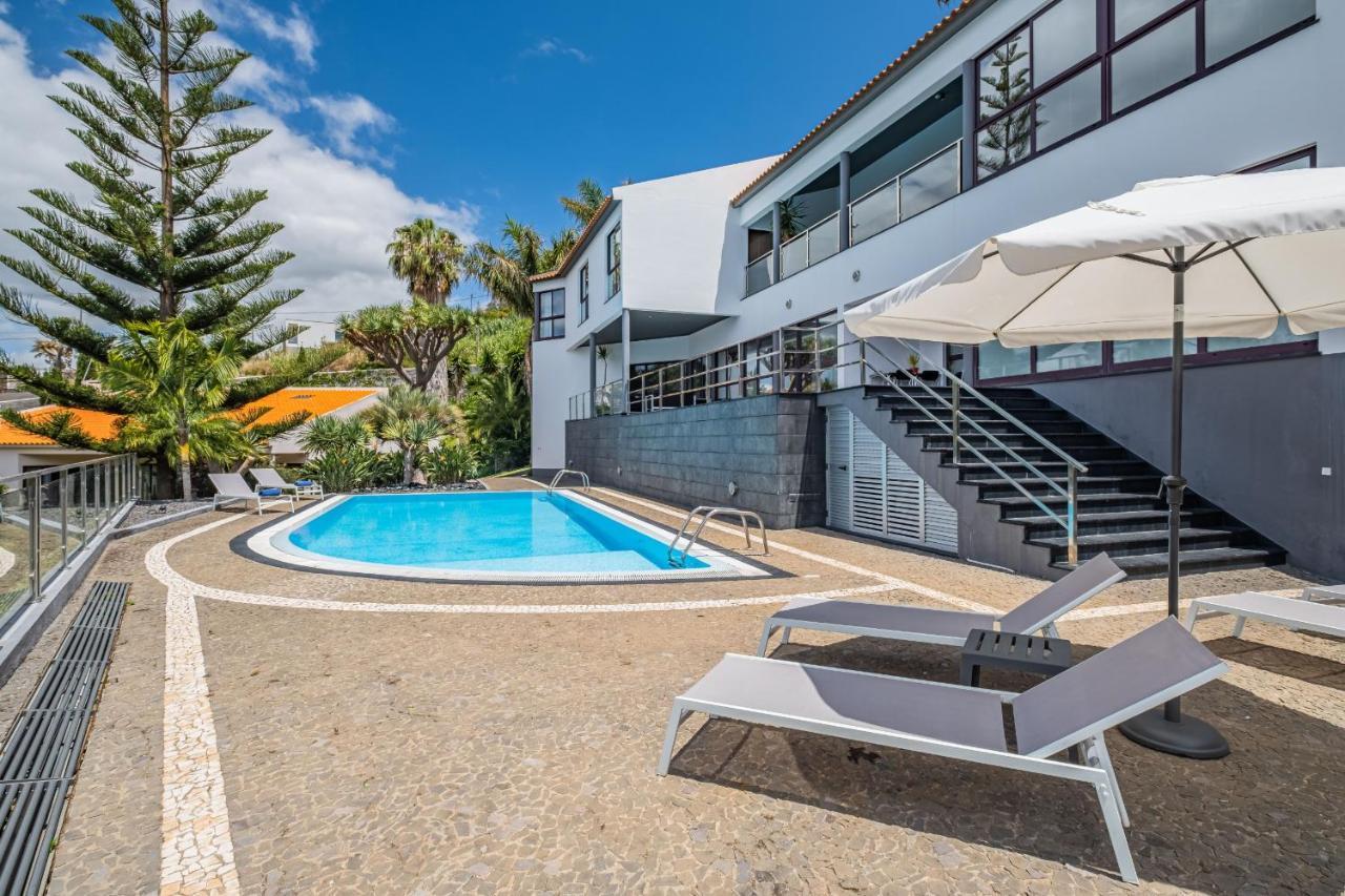 Ample Villa With Pool And Gorgeous Ocean View Фуншал Экстерьер фото