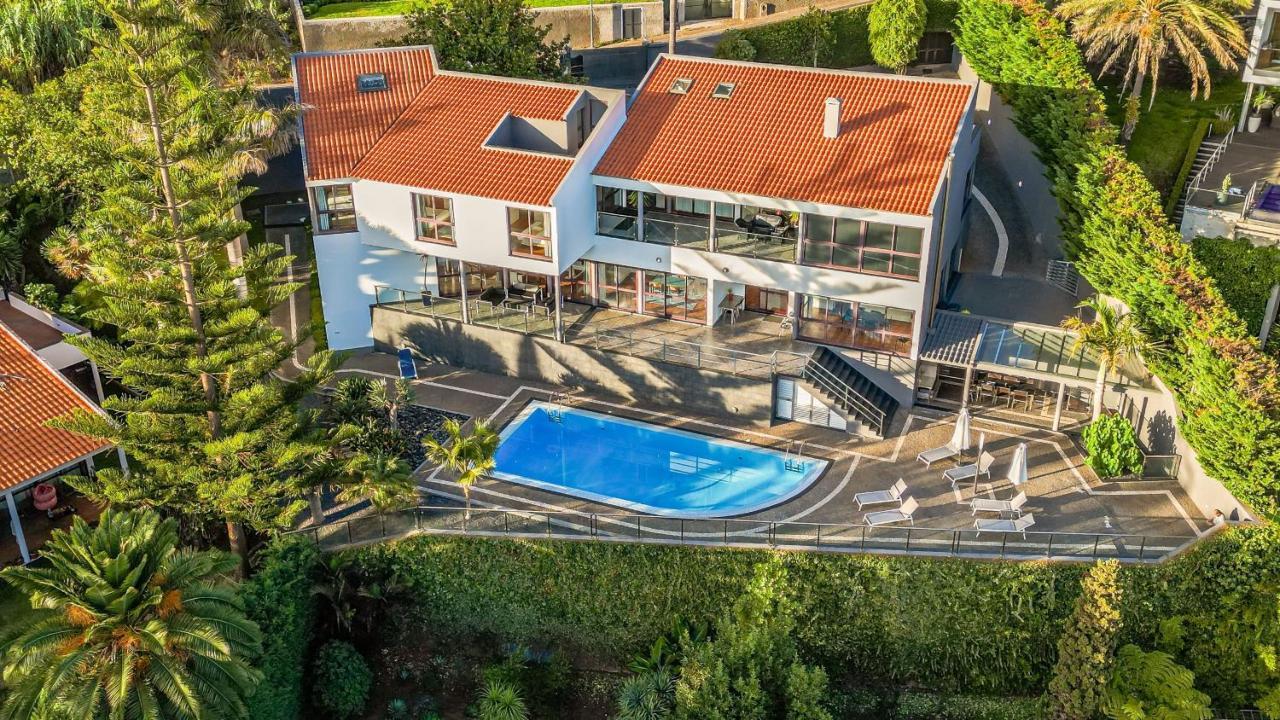 Ample Villa With Pool And Gorgeous Ocean View Фуншал Экстерьер фото